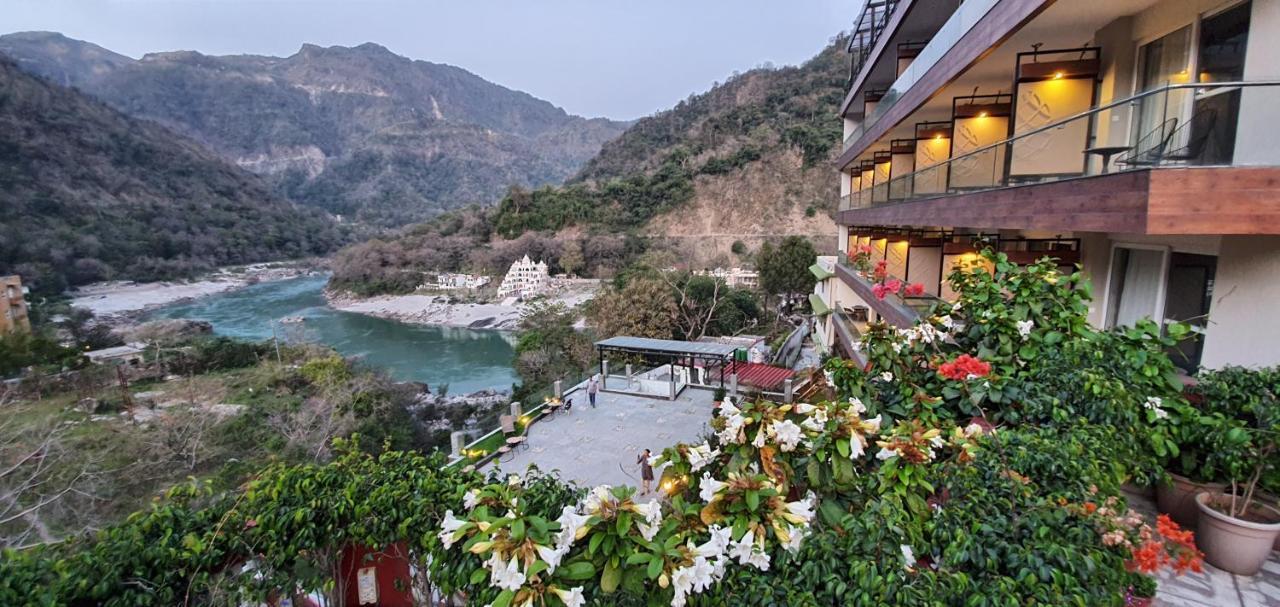 Hotel Divine Ganga Cabaña Rishīkesh Exterior foto